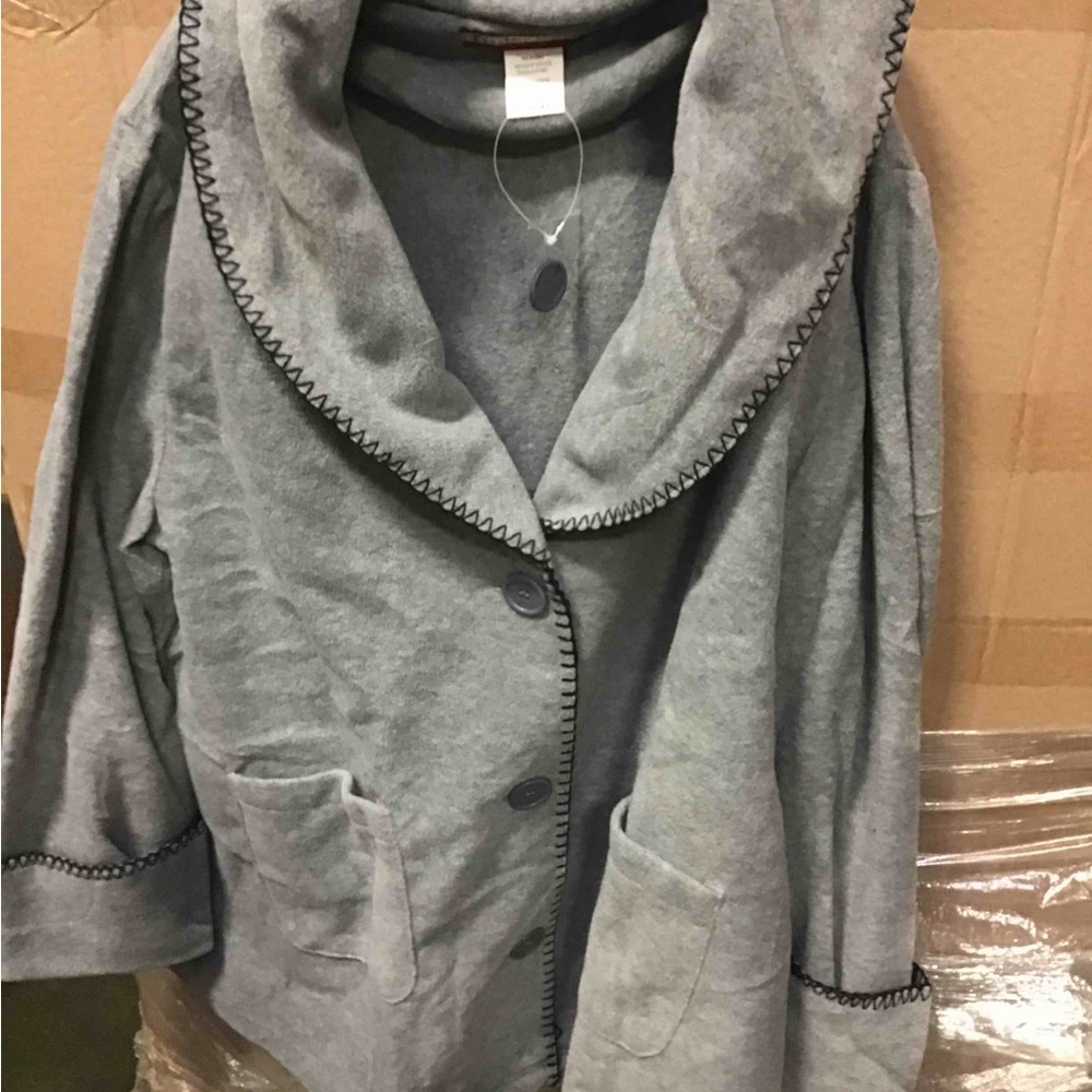 Foxcroft women’s fleece gray jacket. Size large new